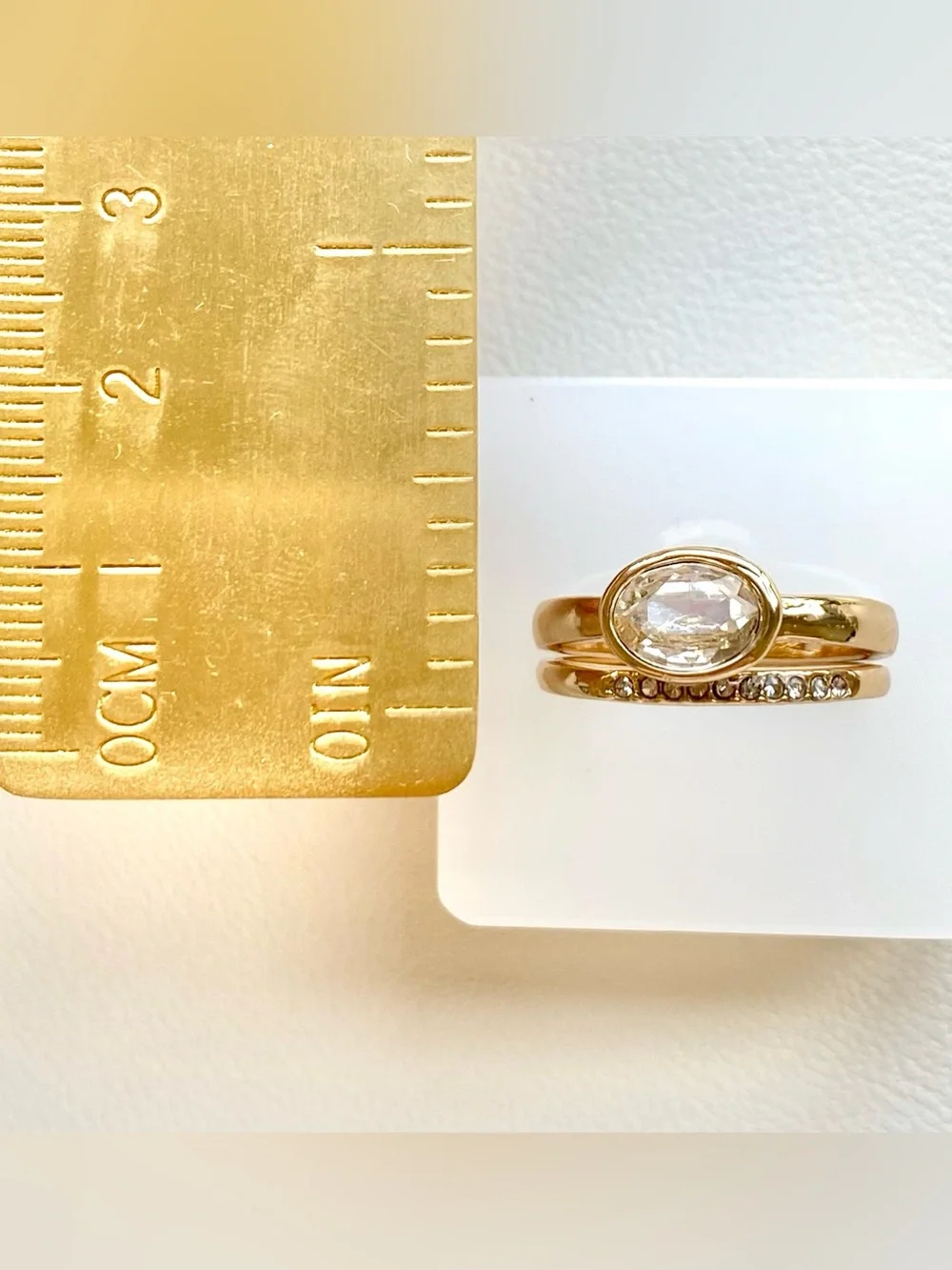 N/A elegant gold